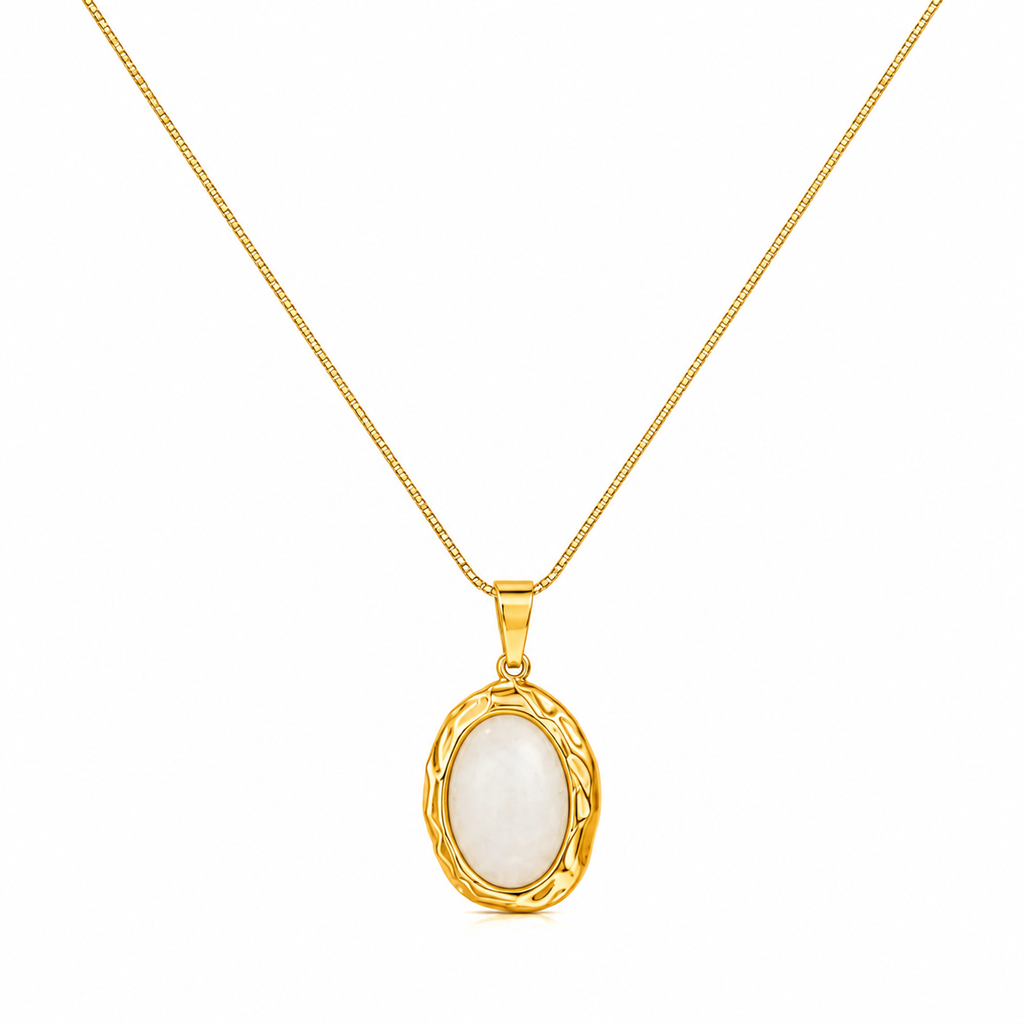 Elara Glow Necklace Anti Tarnish Waterproof Gold Sleek chain for Women
