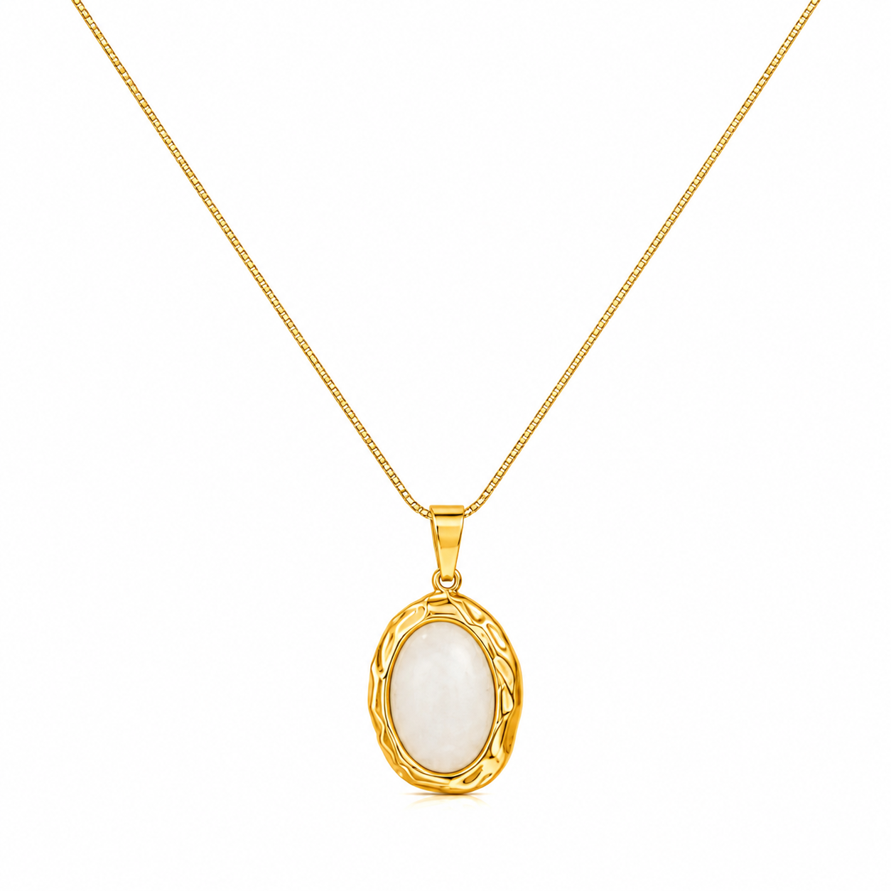 Elara Glow Necklace Anti Tarnish Waterproof Gold Sleek chain for Women