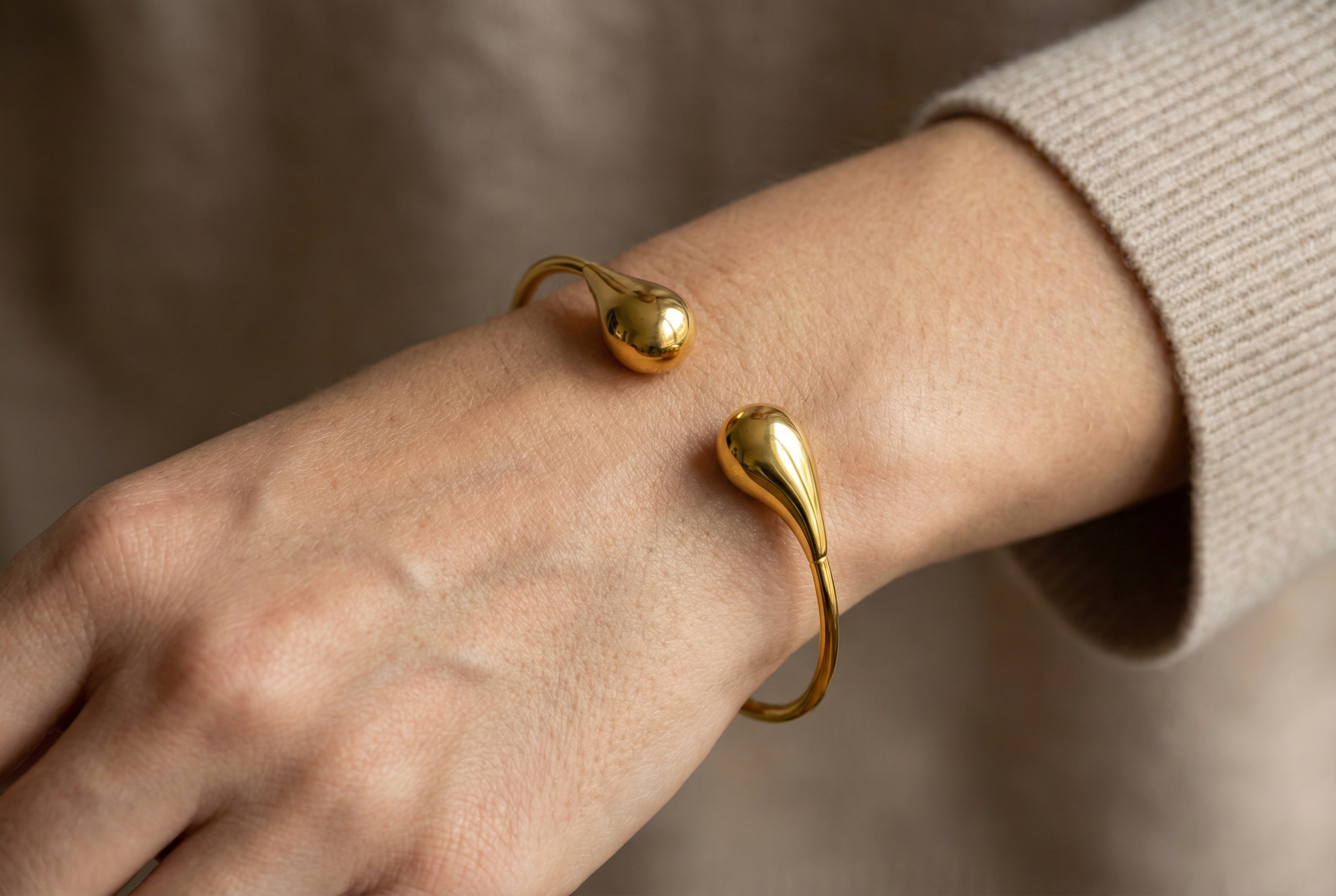 Luna Bracelet