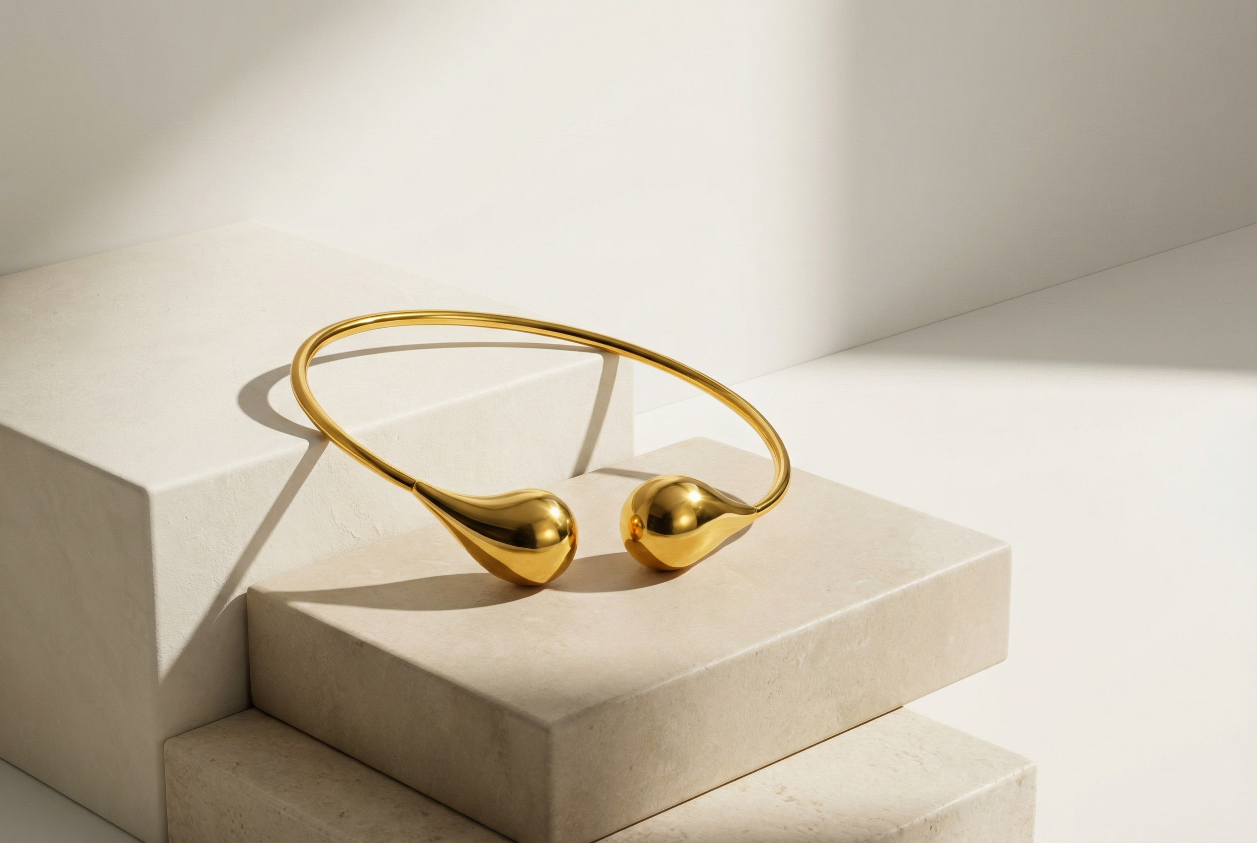 Luna Bracelet