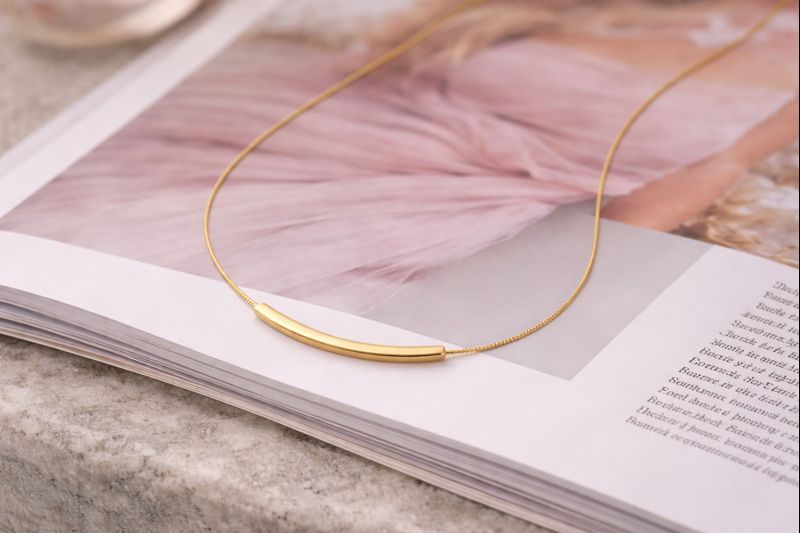 Golden Supple sleek chain