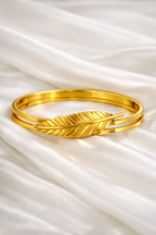 Lush Leaf Gold Bracelet
