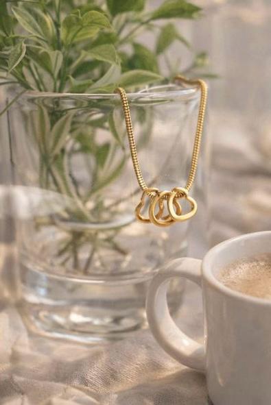 Heartstring Necklace