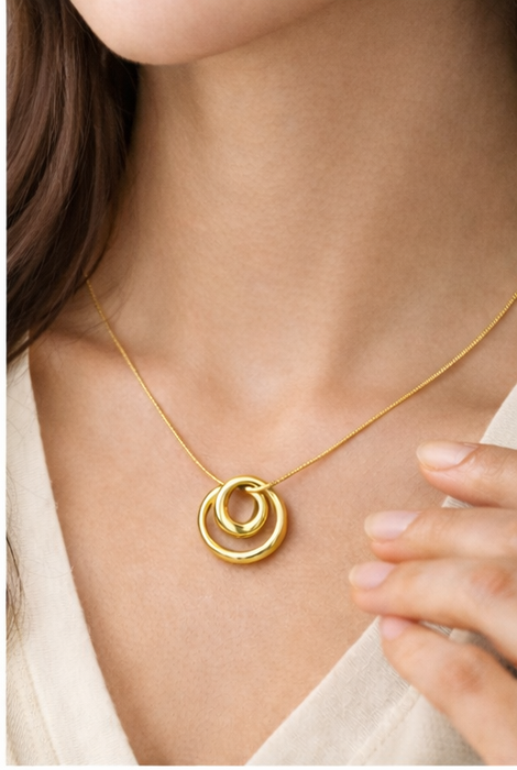 Orbit-glow sleek chain