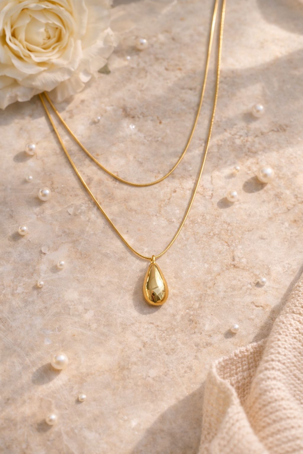 Velora Gold Necklace